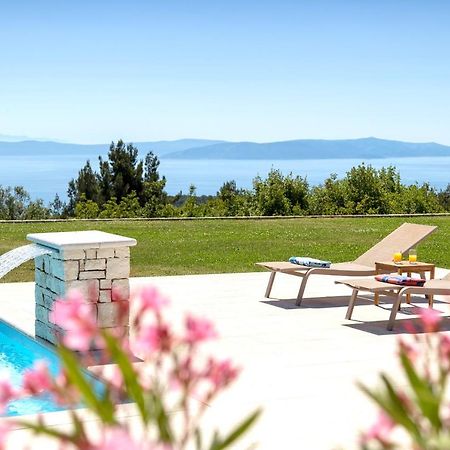 Luxury Panorama Vila With Amazing Seaview In Gondolici 7 Km From Rabac Labin  Eksteriør billede