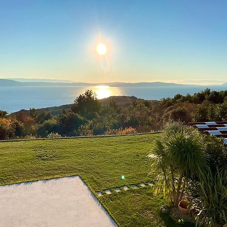 Luxury Panorama Vila With Amazing Seaview In Gondolici 7 Km From Rabac Labin  Eksteriør billede