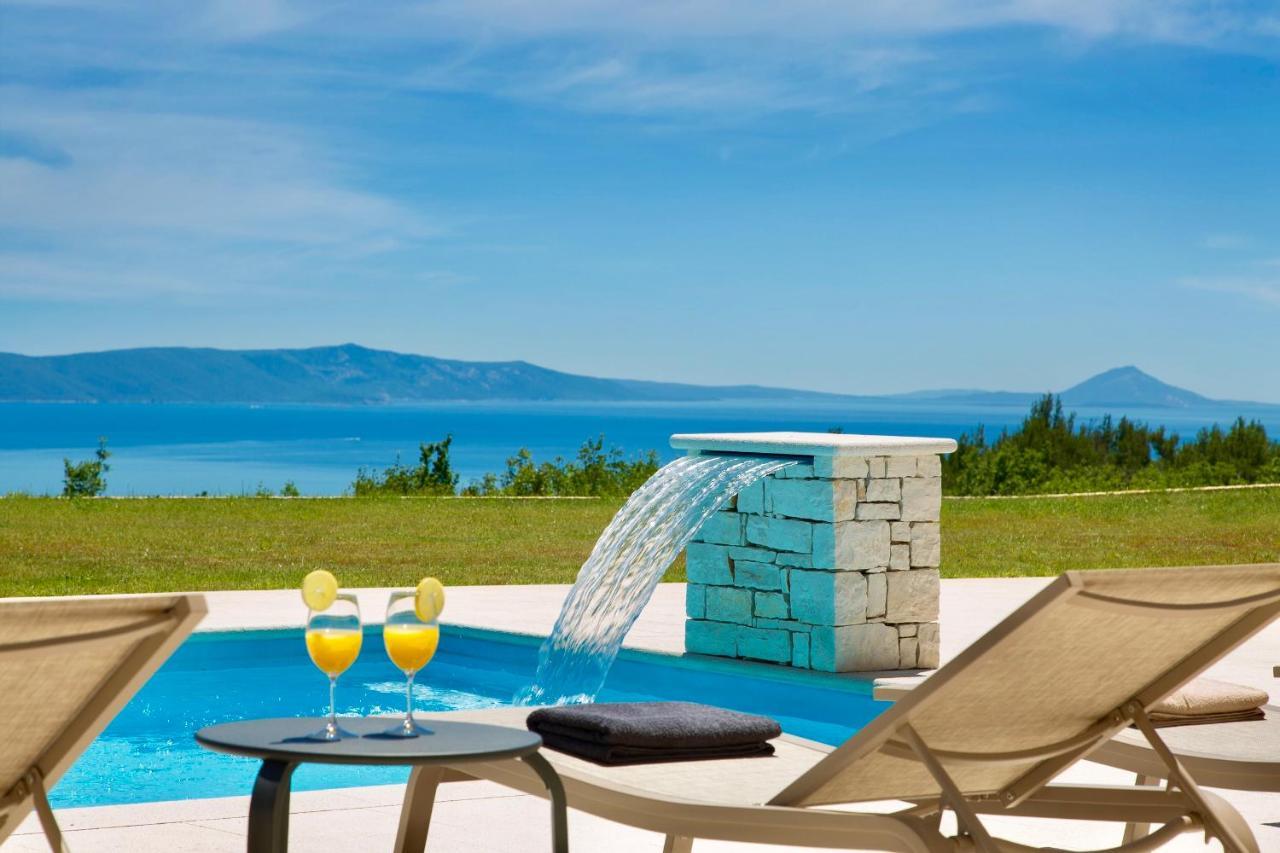 Luxury Panorama Vila With Amazing Seaview In Gondolici 7 Km From Rabac Labin  Eksteriør billede