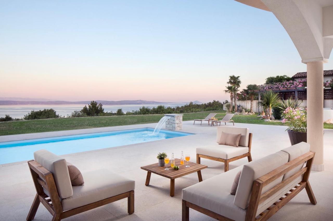 Luxury Panorama Vila With Amazing Seaview In Gondolici 7 Km From Rabac Labin  Eksteriør billede