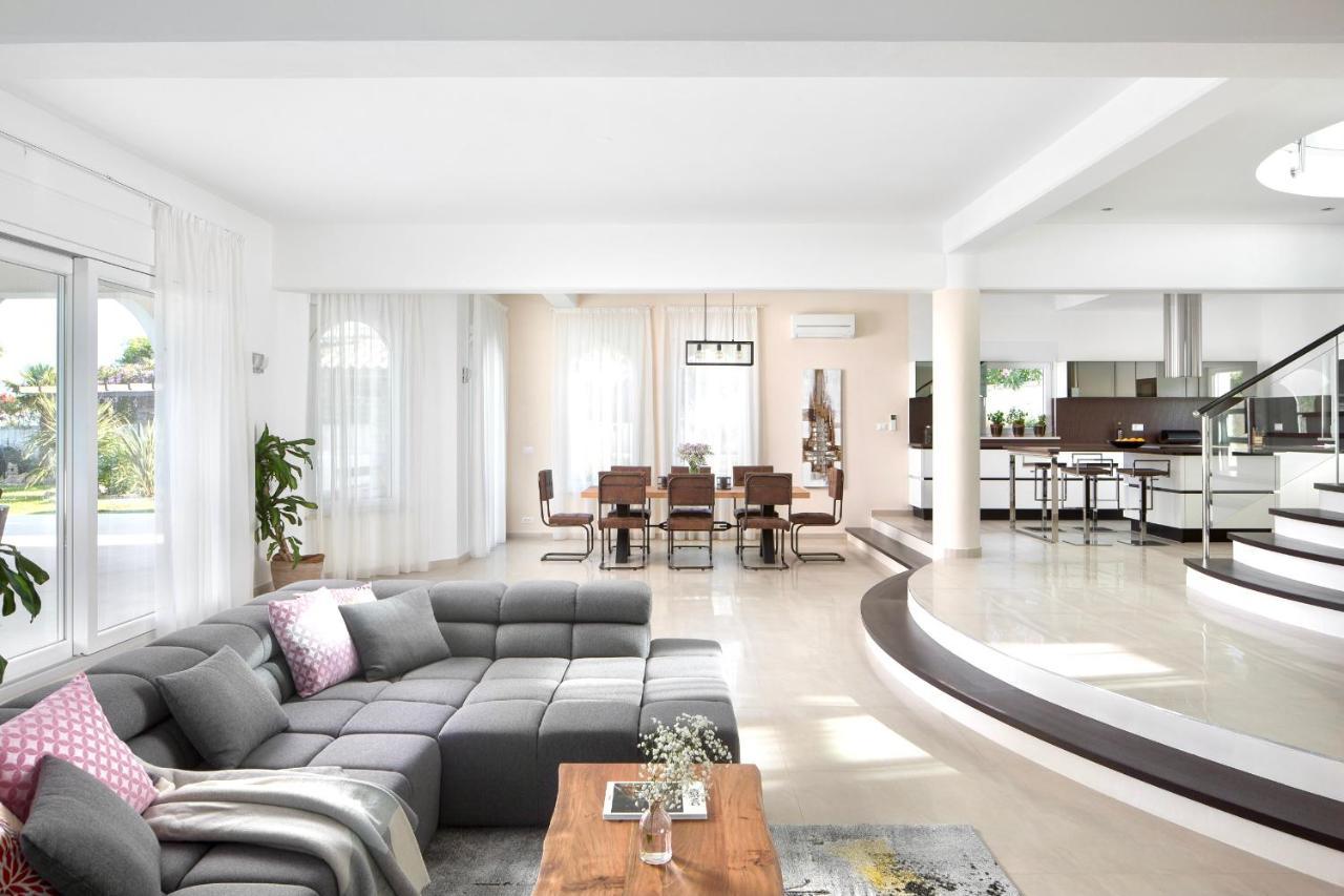 Luxury Panorama Vila With Amazing Seaview In Gondolici 7 Km From Rabac Labin  Eksteriør billede