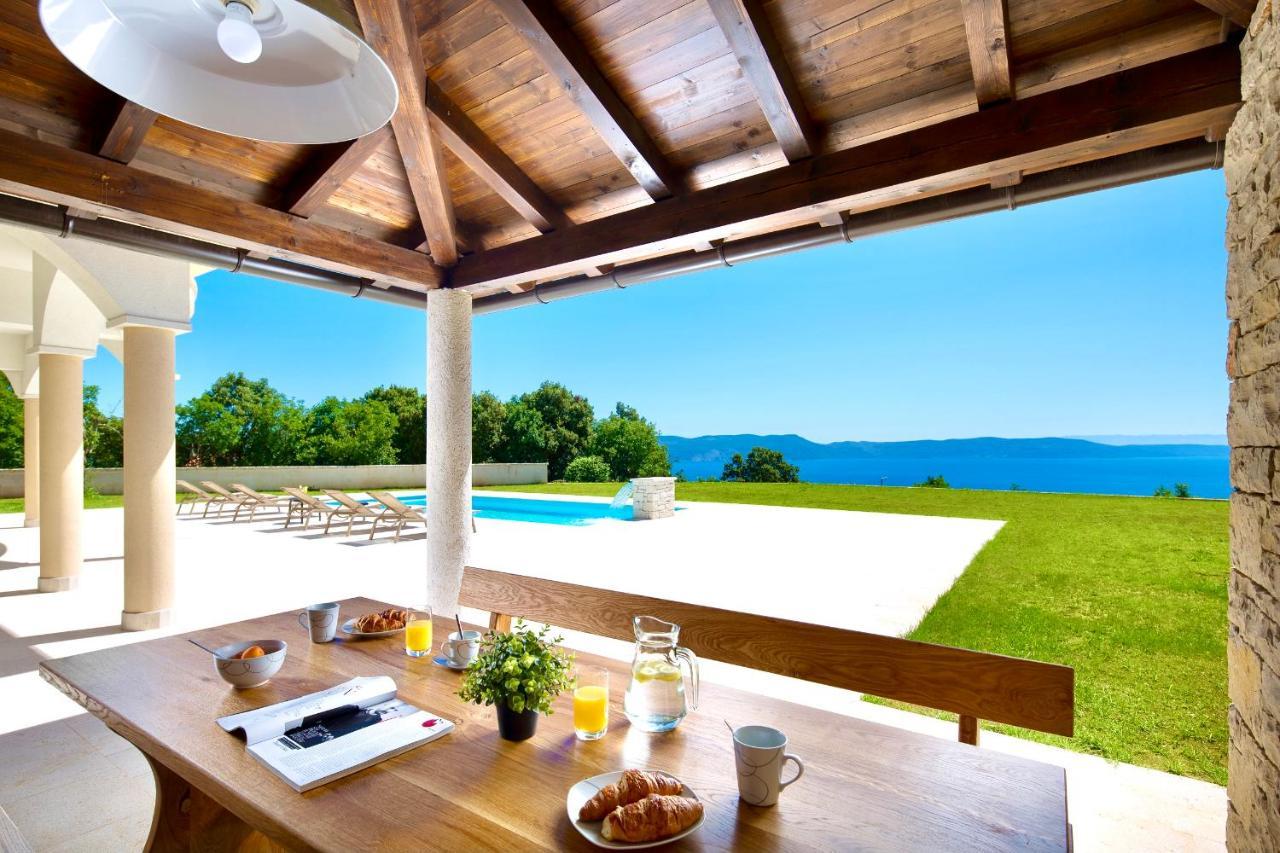 Luxury Panorama Vila With Amazing Seaview In Gondolici 7 Km From Rabac Labin  Eksteriør billede